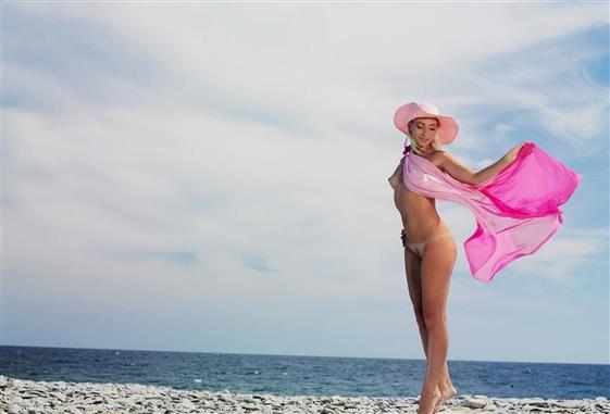 Curvy Jamaican Model Cassandra Panties Pics 1 Of 5