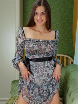 Lovely Turkish Women Madelyn Small Tits Images