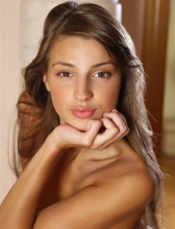 Sexy Lebanese massage girlfriend in Dubai Body licking service - 1